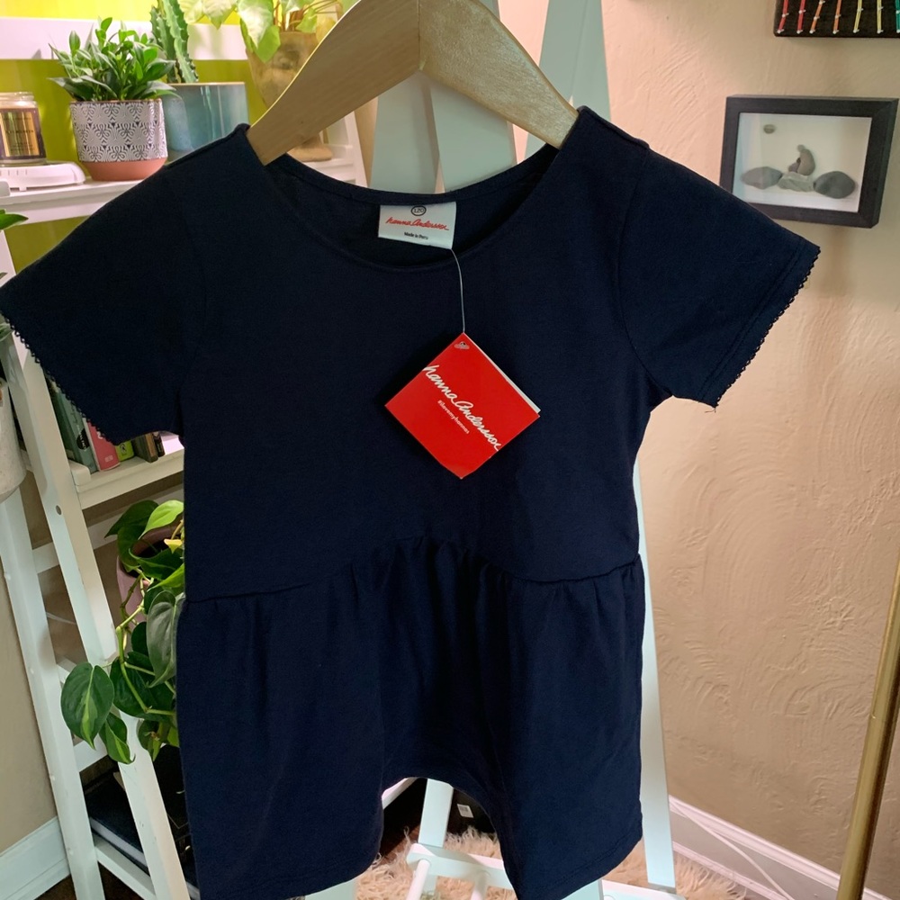 Hanna Anderson top size 120 (6/8) navy blue
